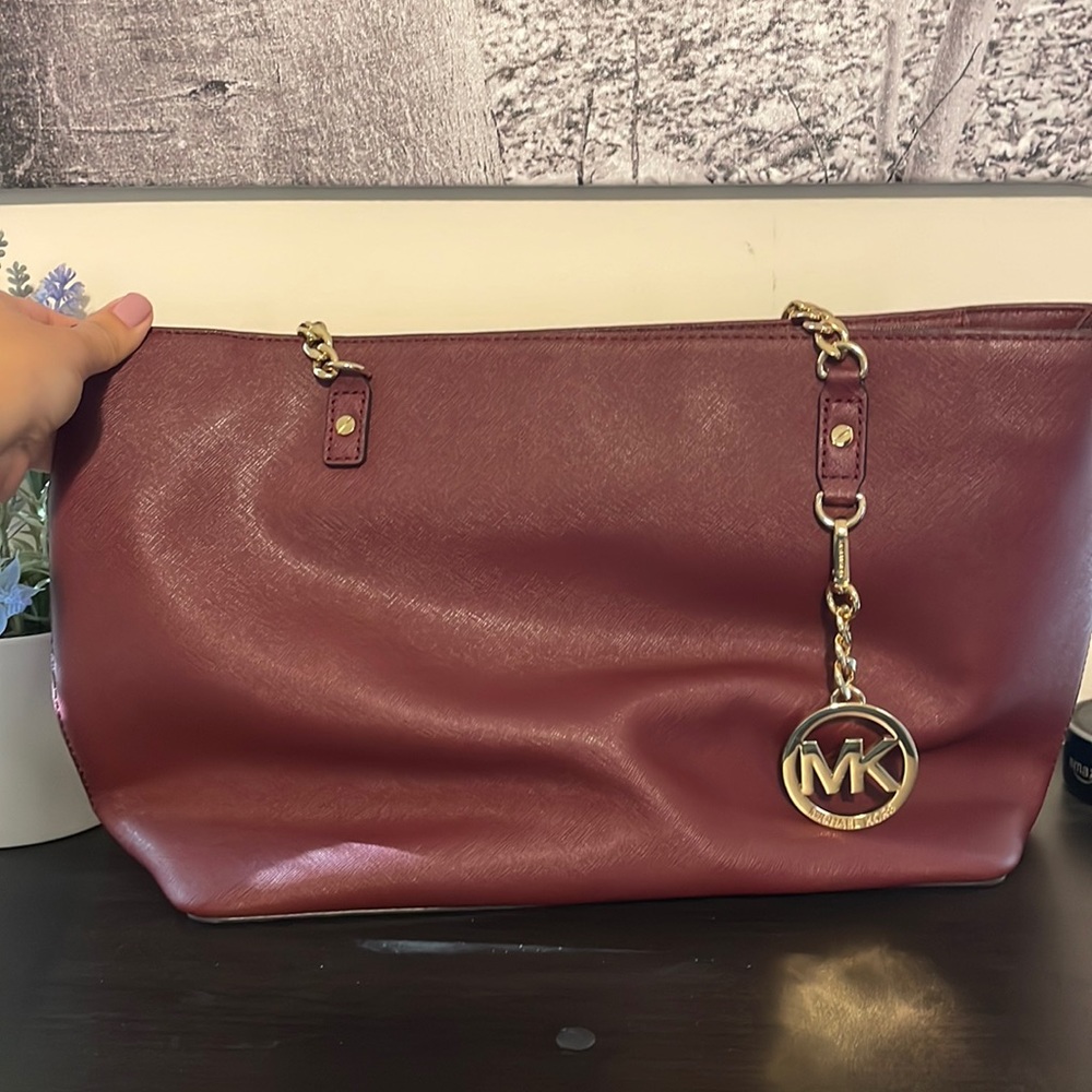 Michael kors shoulder bag